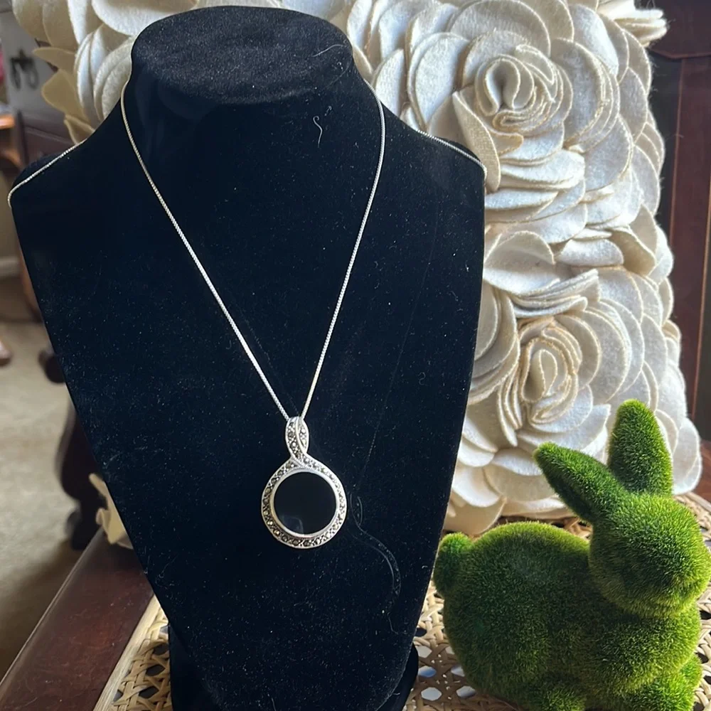 Vintage Black Onyx & Marcasite Reversible Sterling Silver Round Pendant Necklace